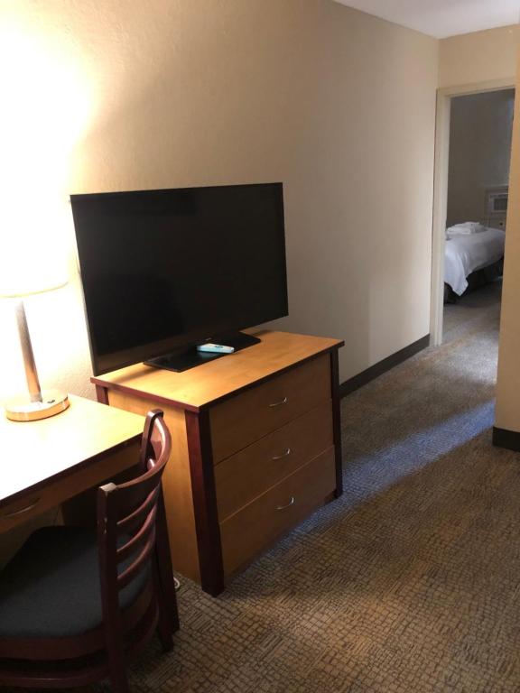 Canad Inns Destination Centre Windsor Park - Resim 11