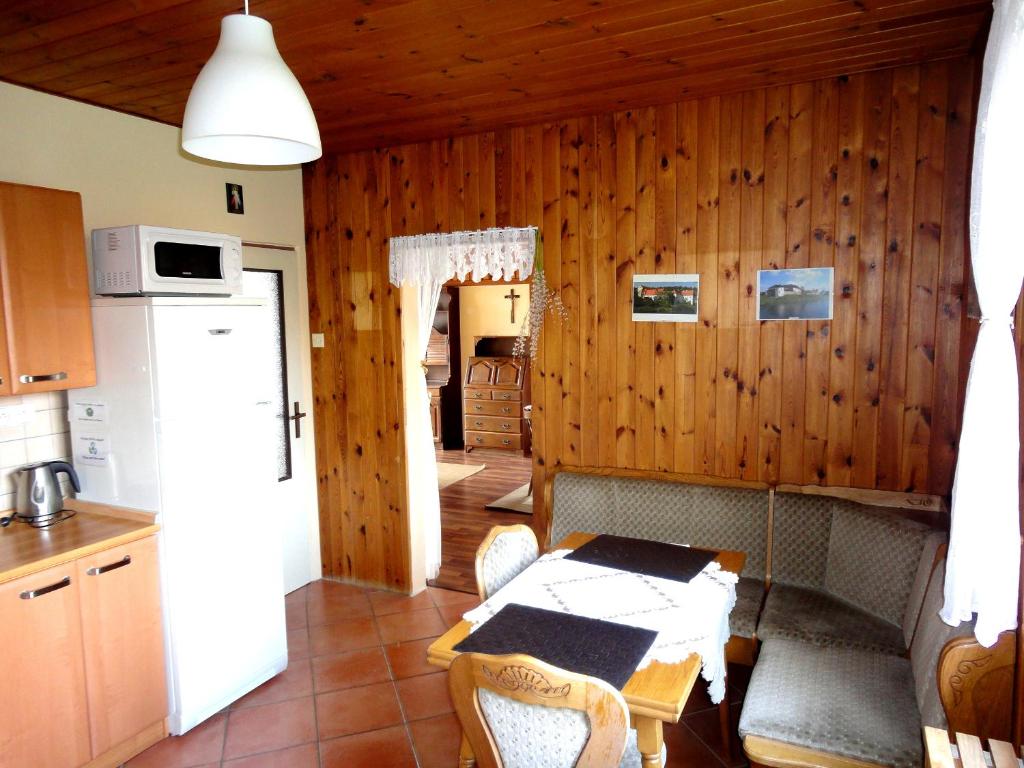 Kuchyň nebo kuchyňský kout v ubytování Villa- Caba