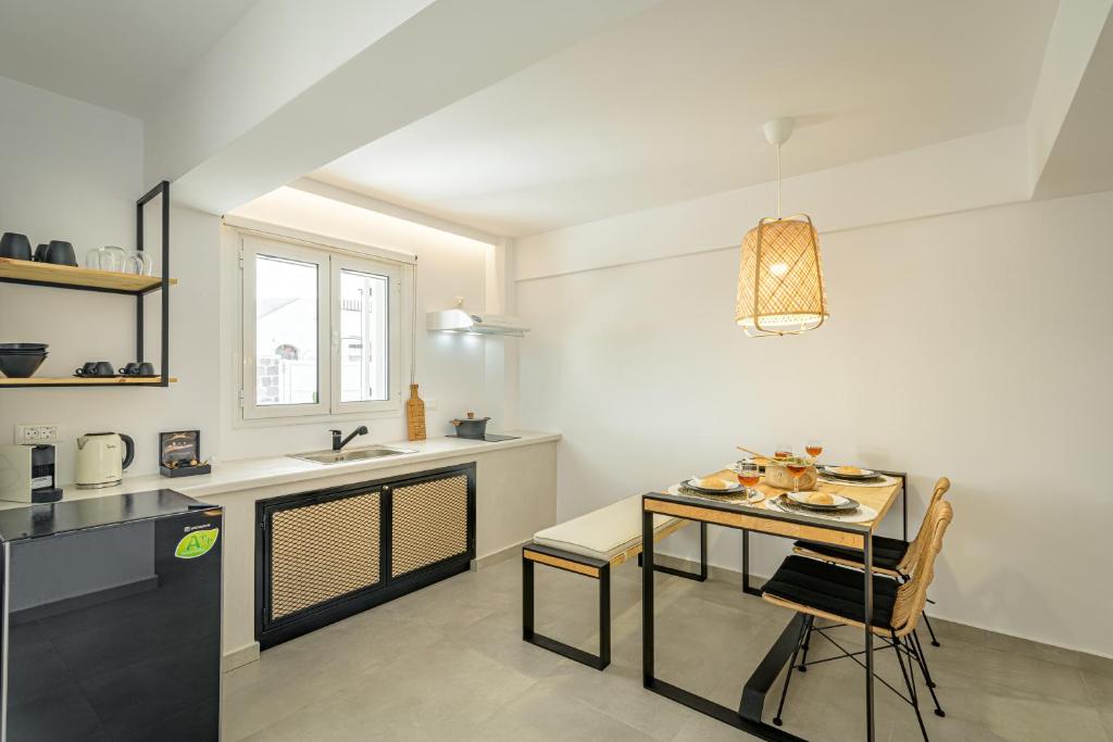 Thealos Santorini - 10