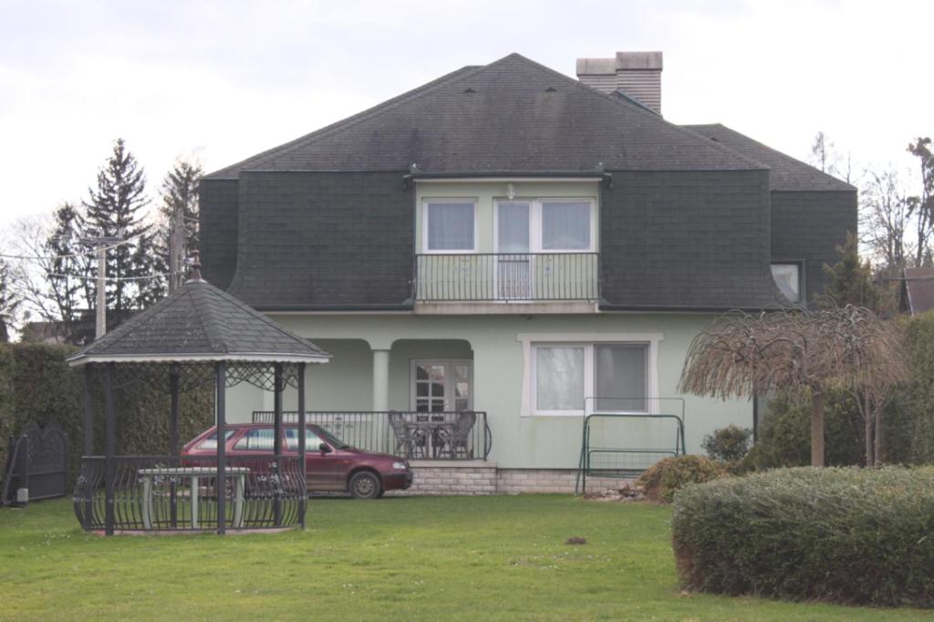The building in which Az apartmant is located