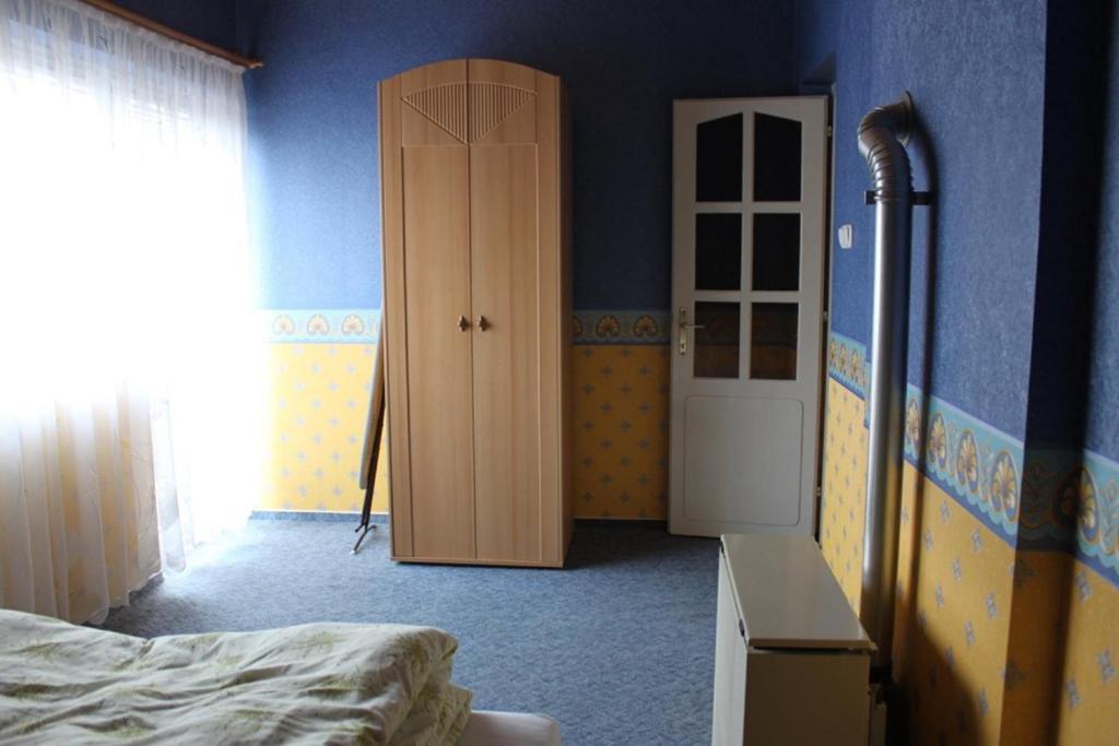 Posteľ alebo postele v izbe v ubytovaní Pine Wood Apartment 7