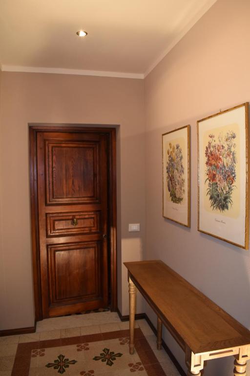 Zdjęcie z galerii obiektu Il Carmine Charme & Terrace with AC w Lukce