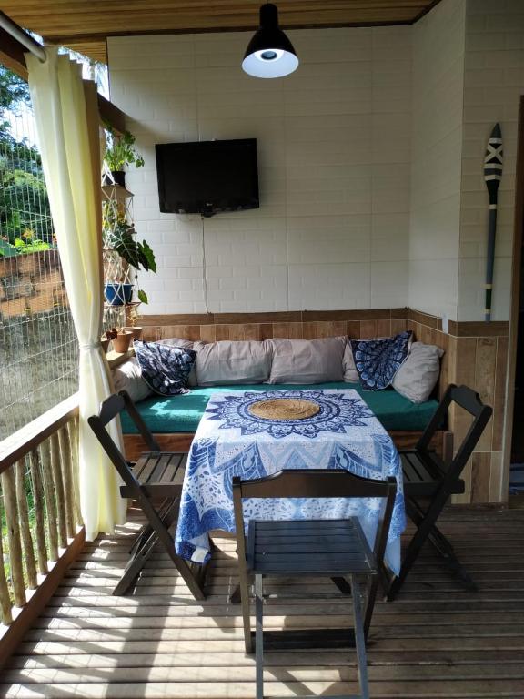  Casa a Beira da Cachoeira com Quintal para seu Pet