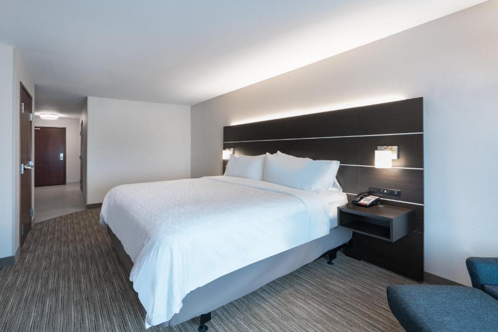 Holiday Inn Express & Suites Trinidad by IHG - Error