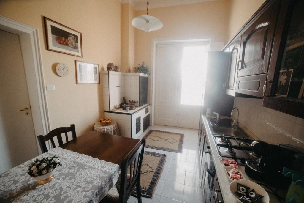 Cucina o angolo cottura di Piazza Argento