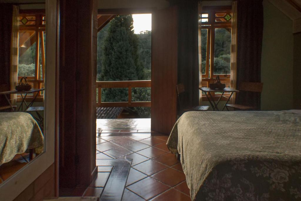  Pousada Villa Rhústica