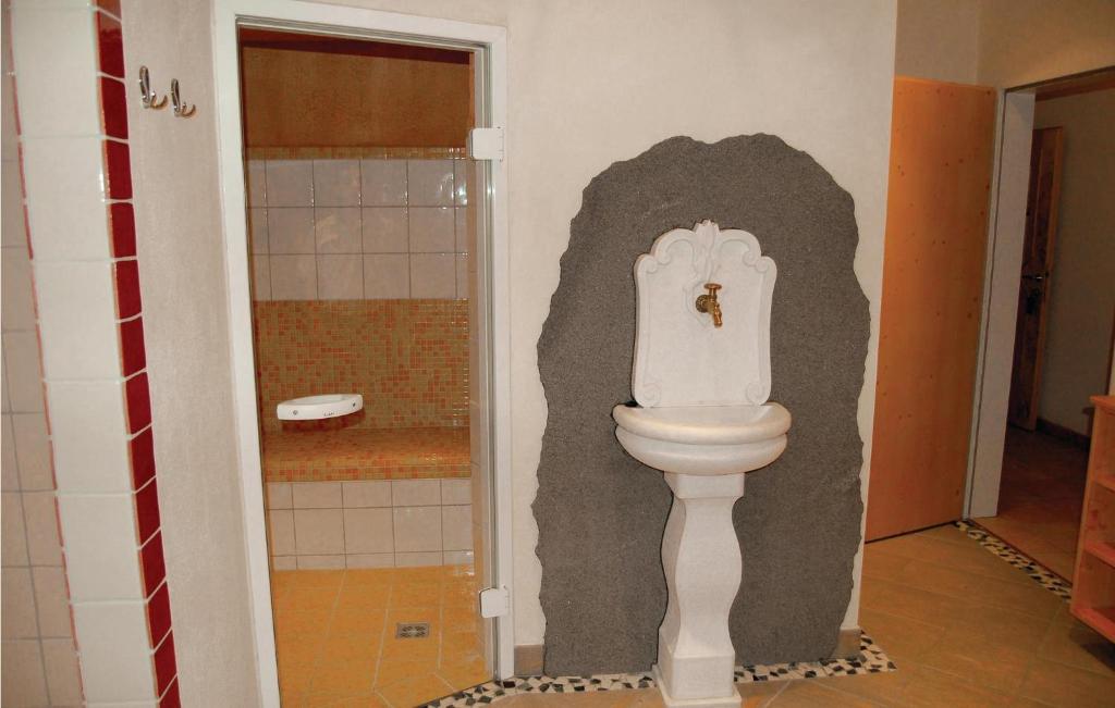 Kúpeľňa v ubytovaní Ferienwohnung Kirchberg
