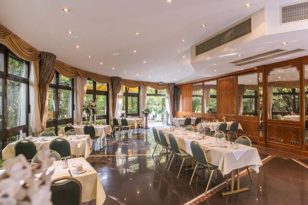 Restaurace v ubytování Hotel am Schlosspark