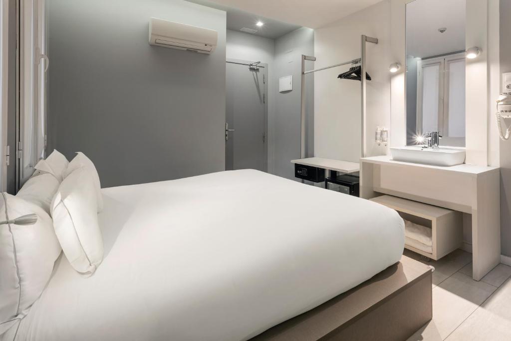 B&B HOTEL Madrid Centro Fuencarral 52 - Resim 23