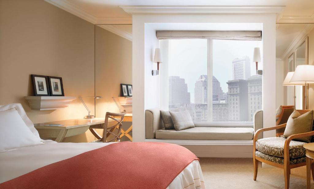 Taj Campton Place - Deluxe King Room