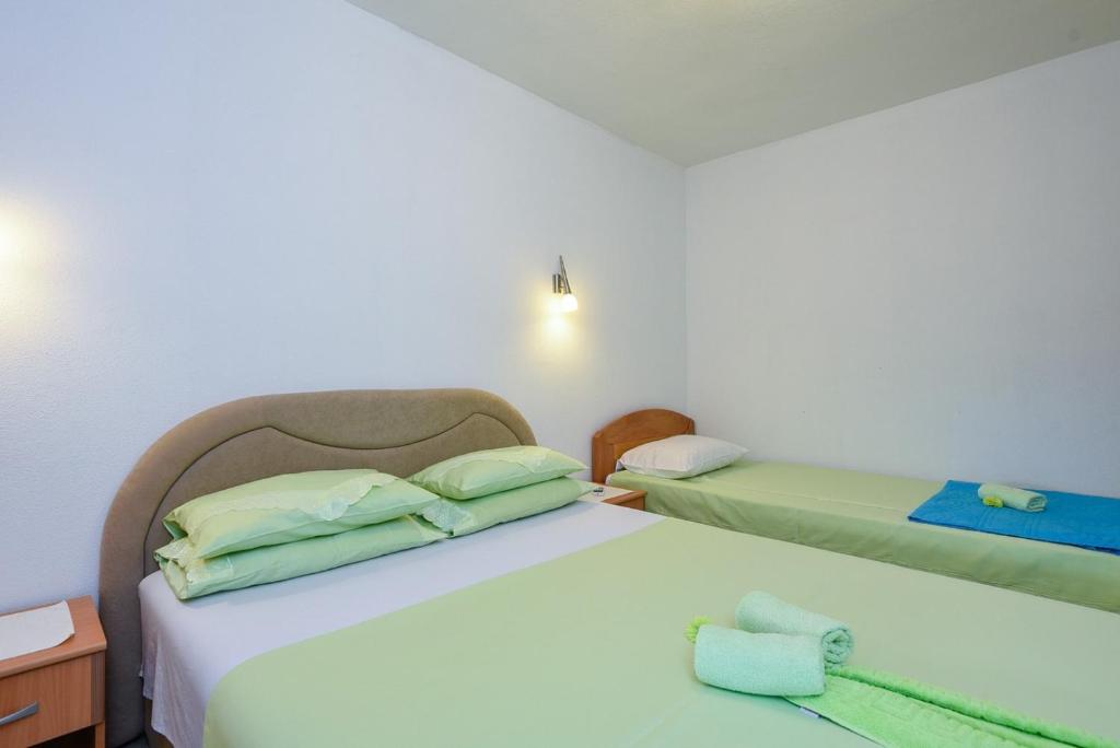 Posteľ alebo postele v izbe v ubytovaní Villa Vrebac Badem on the Peljesac peninsula
