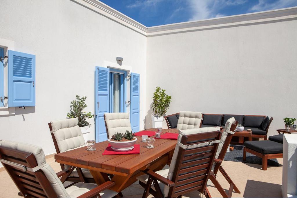 Posezení v ubytování Sunrise Apartment Santorini