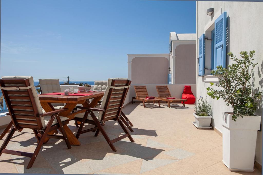 Balkón nebo terasa v ubytování Sunrise Apartment Santorini