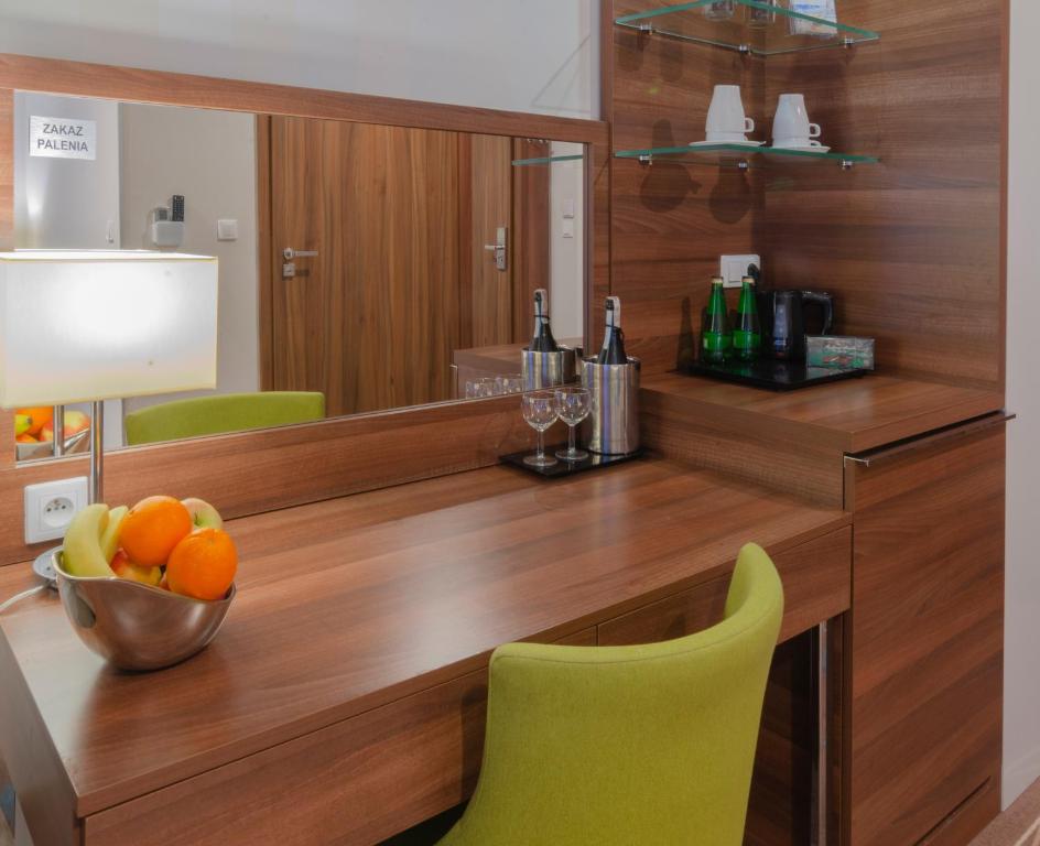 Kuchyňa alebo kuchynka v ubytovaní Holiday Home Aparthotel z balkonem przy plaży