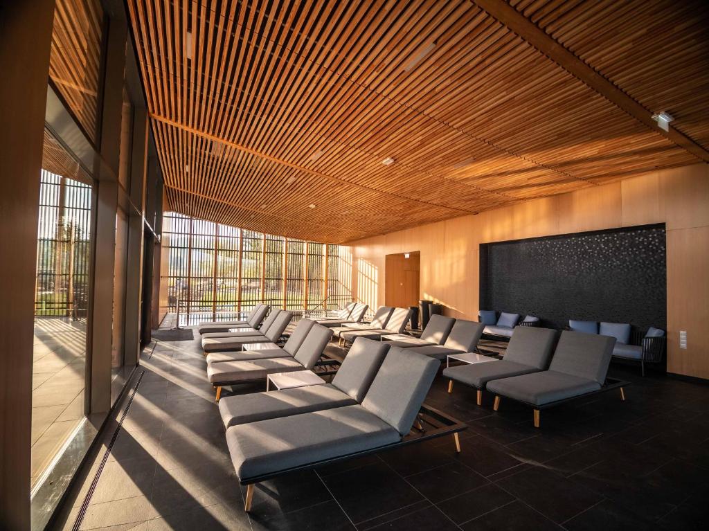A seating area at Zala Springs Golf Resort