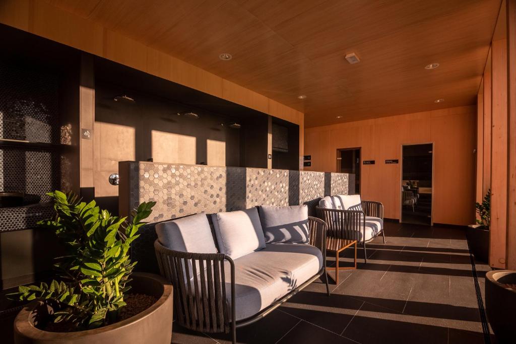 A seating area at Zala Springs Golf Resort
