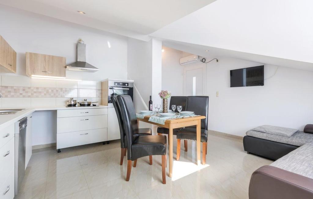 Kuchyňa alebo kuchynka v ubytovaní Apartment Istria
