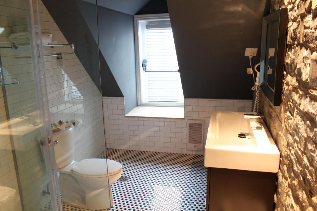 Koupelna v ubytování Auberge du Trésor