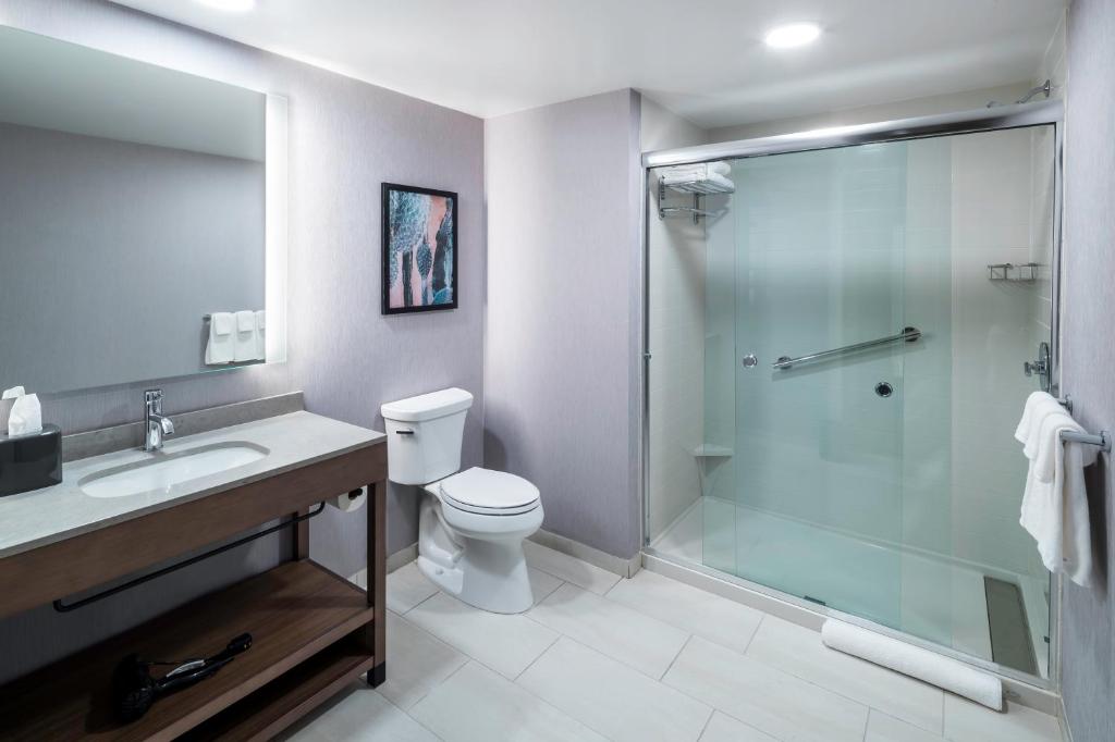 Koupelna v ubytování Hyatt Place Tempe Phoenix University