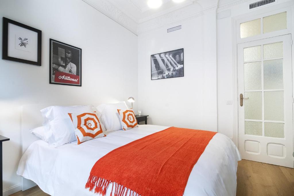 Postel nebo postele na pokoji v ubytování Apartamento Barcelo en Madrid