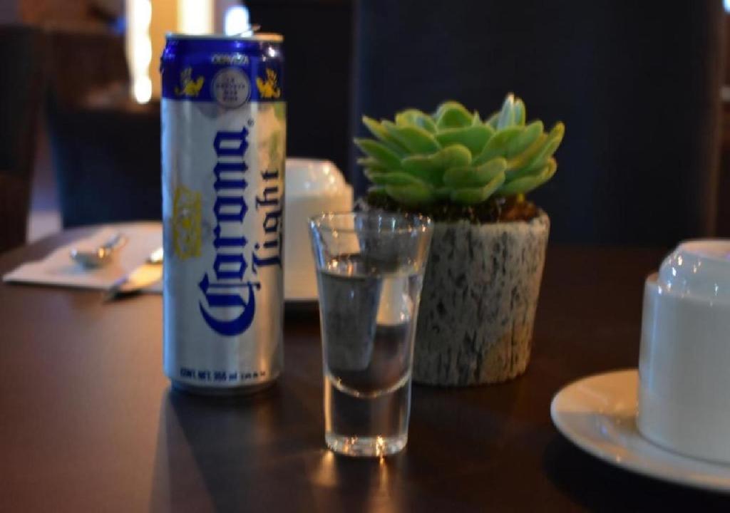 Nápoje v ubytování ESDUMA HK HOTEL Pachuca