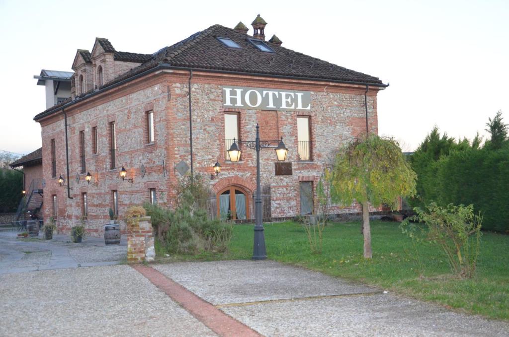Budova, kde se hotel nachází
