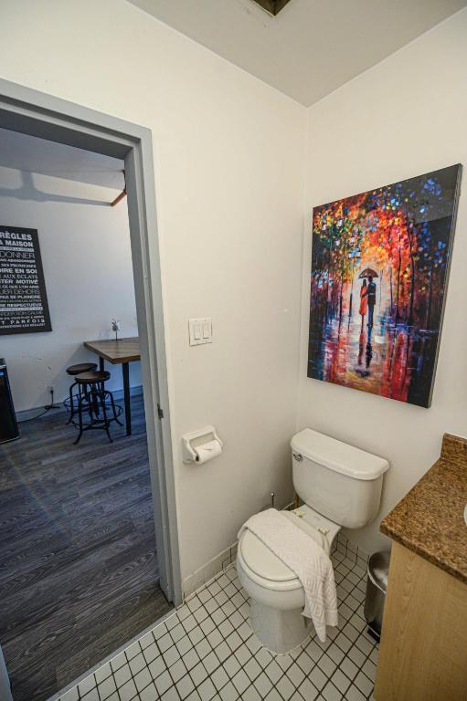 750 Saint-Joseph - One-Bedroom Apartment