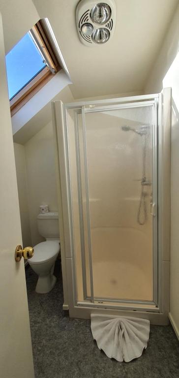 Rosewood Court Motel - Resim 9