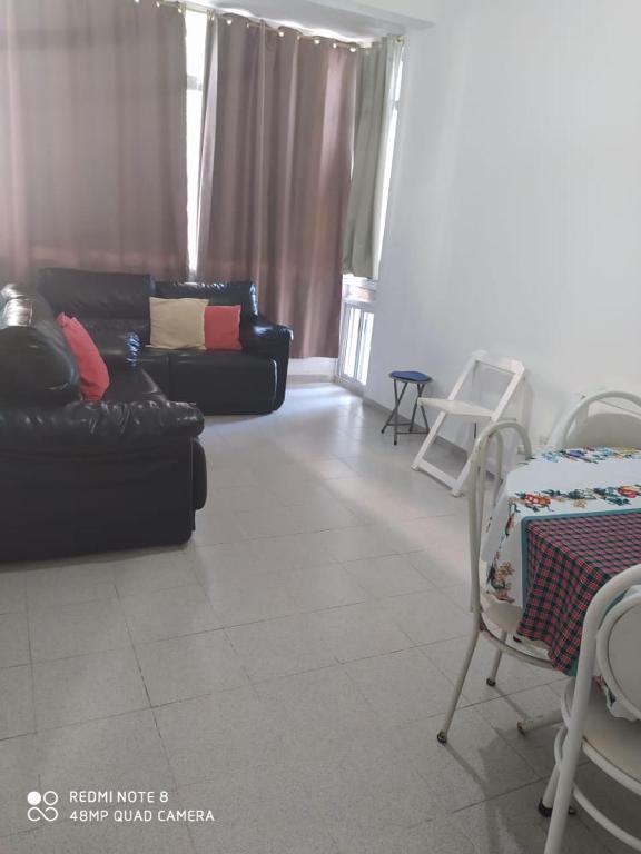  Guaruja em frente praia - Pitangueras