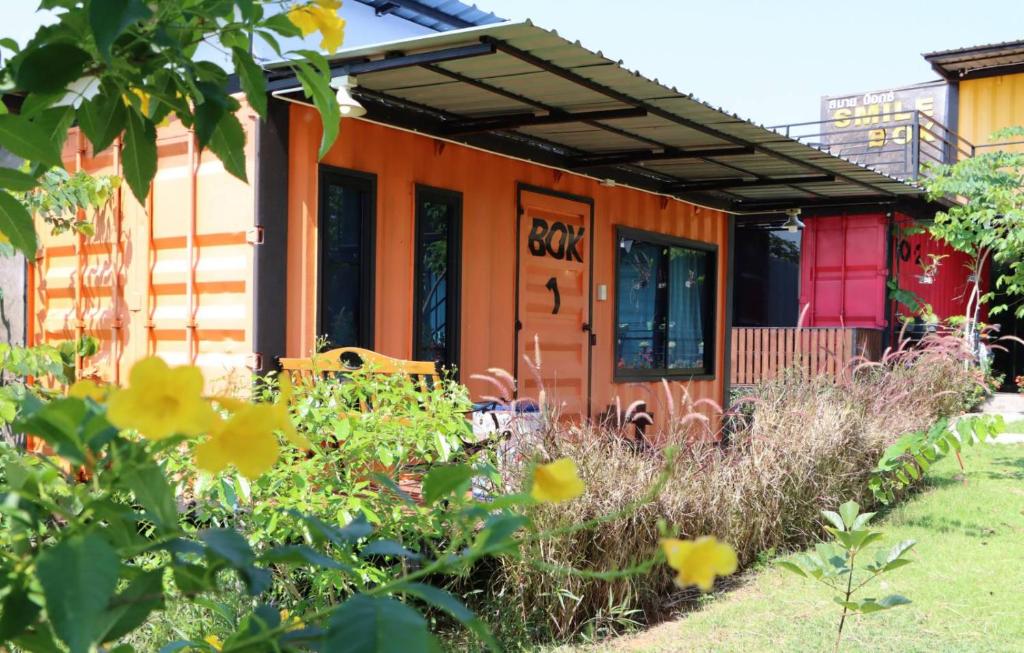Zahrada ubytování Smile Box Coffee & Resort