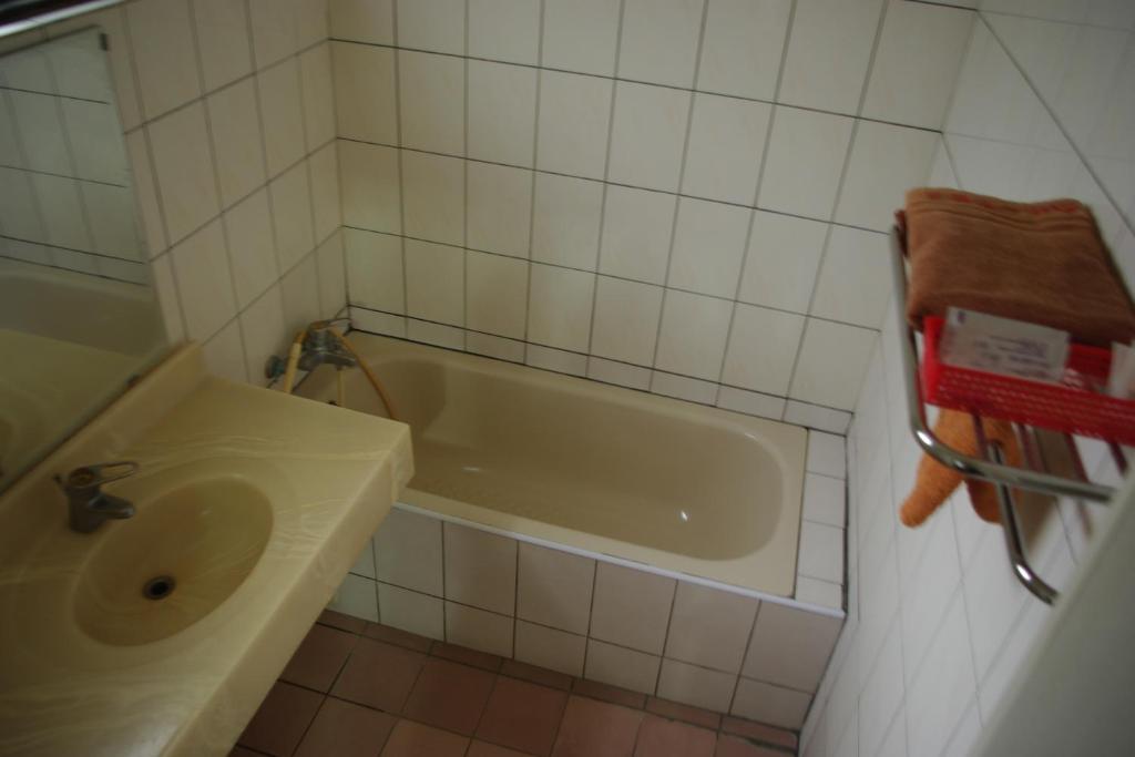 Koupelna v ubytování Uni Hotel