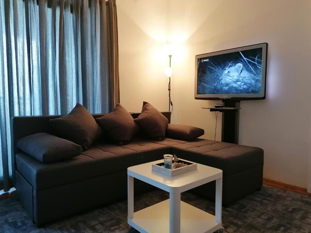 TV a/nebo společenská místnost v ubytování apartman-maja-krk