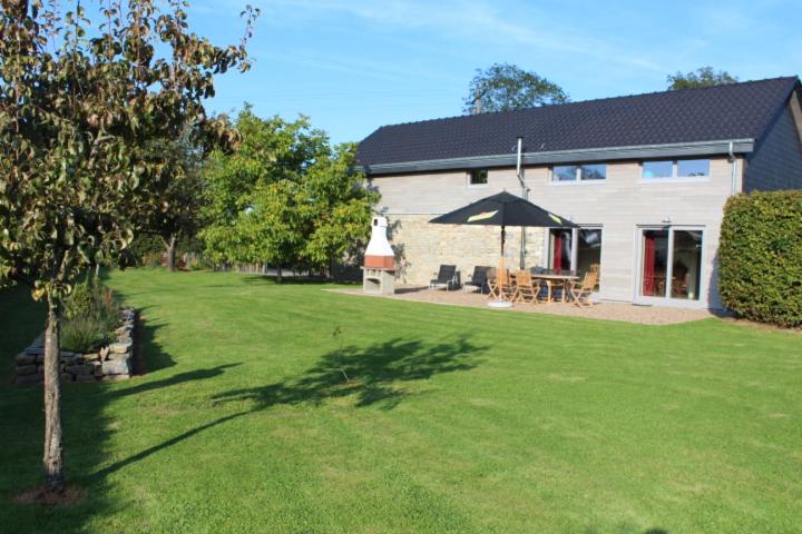 Zahrada ubytování Gîte Aux Clochettes à 4km de Francorchamps