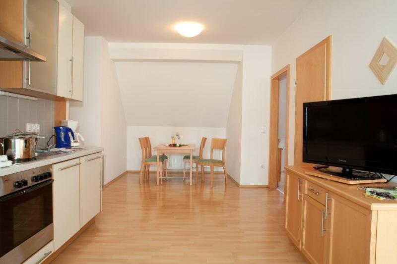 Kuchyň nebo kuchyňský kout v ubytování Raiffeisenhof Appartements