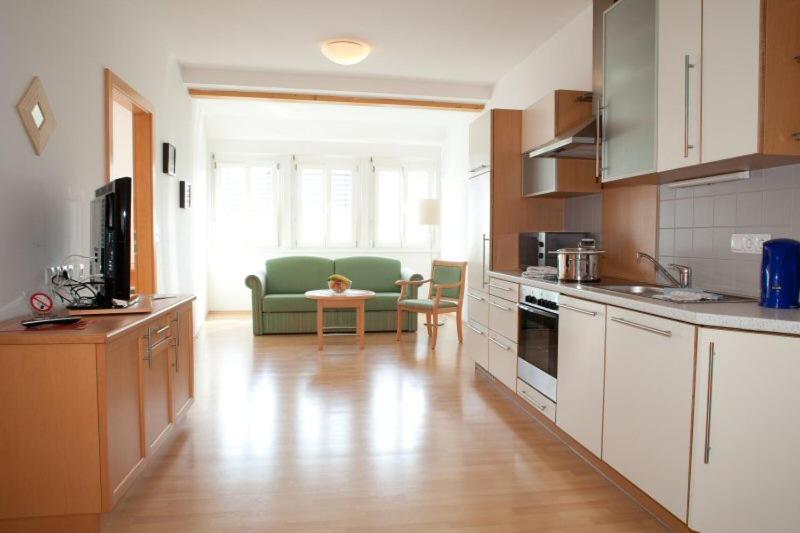 Kuchyň nebo kuchyňský kout v ubytování Raiffeisenhof Appartements