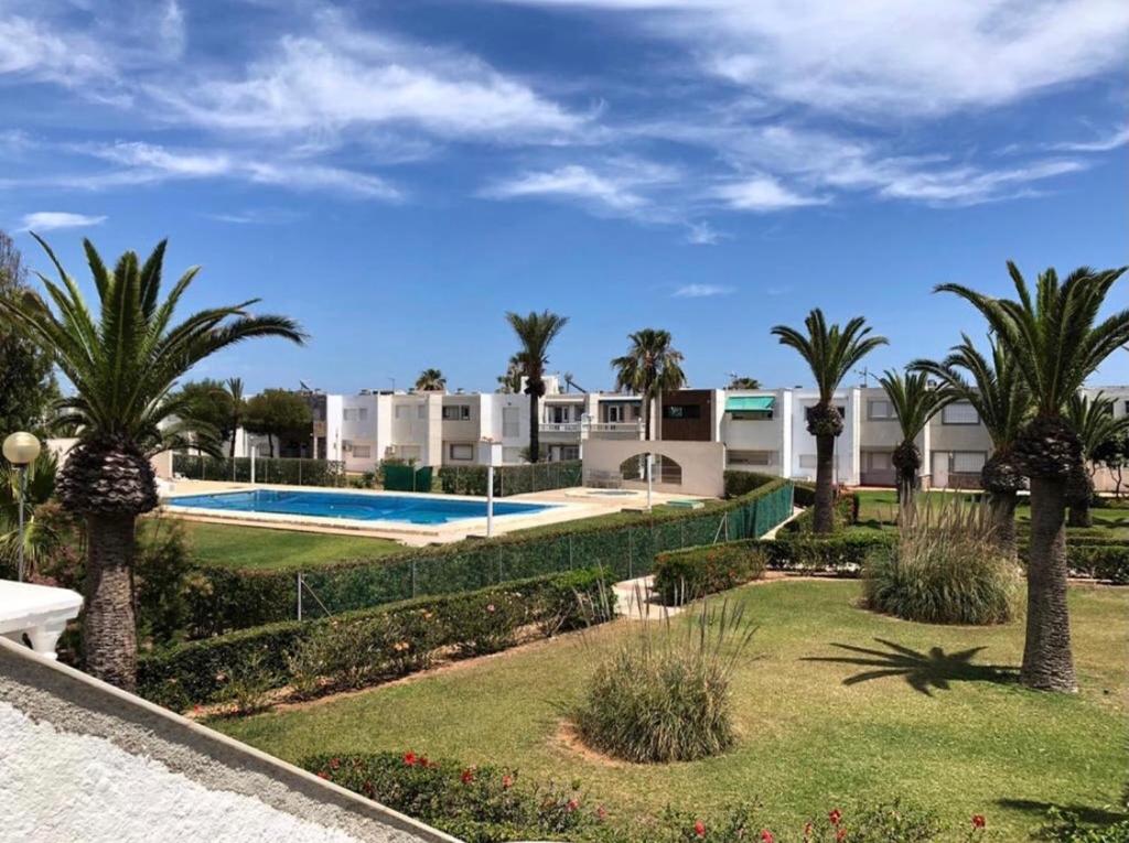 Estudio en primera línea de mar, Roquetas de Mar – Precios ...