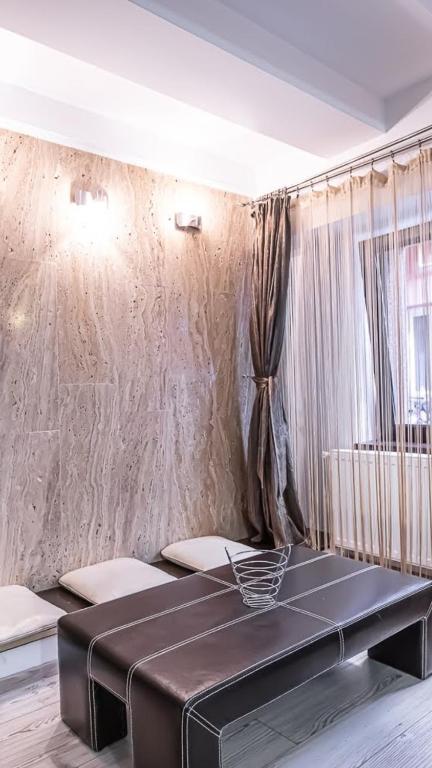 Piata Sfatului Central Confort - Resim 13