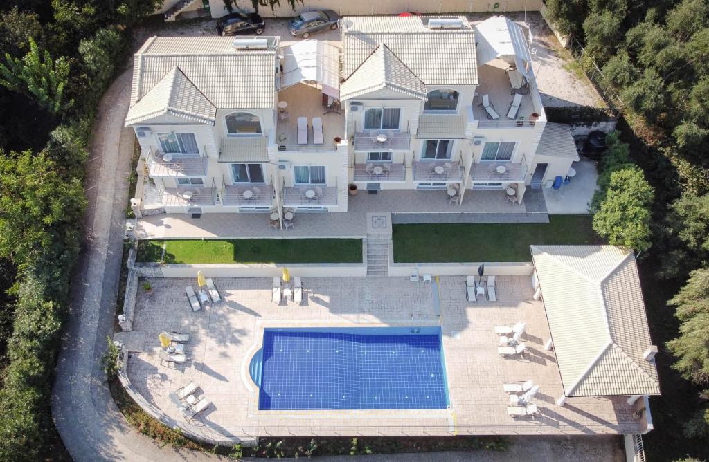 Bazén v ubytování Spileo House Boutique Apartments - Adults Only nebo v jeho okolí