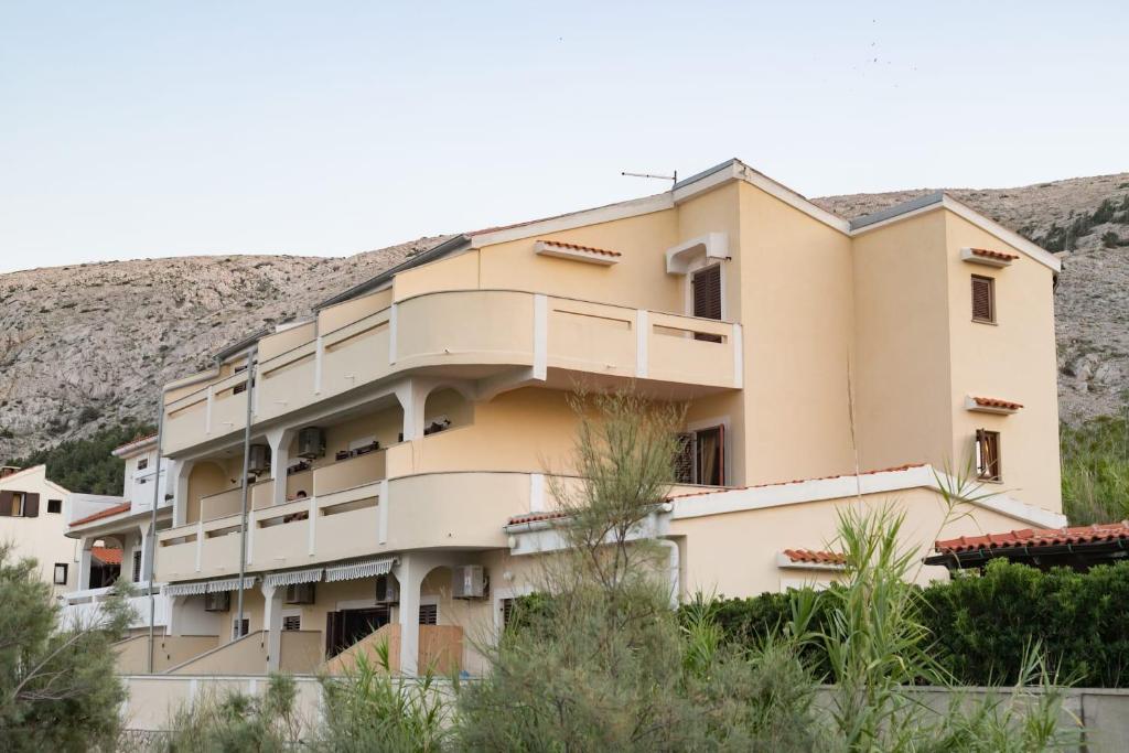 Výhľad na hory alebo výhľad na hory priamo z apartmánu