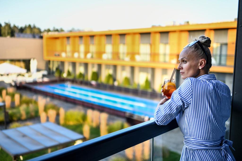 Bazén v ubytování Hotel Bonifacio SPA&SPORT Resort nebo v jeho okolí