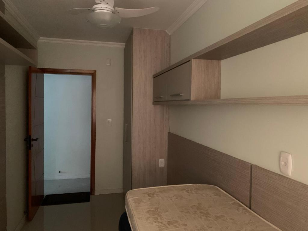  Cobertura Duplex 4 qts 50m da praia