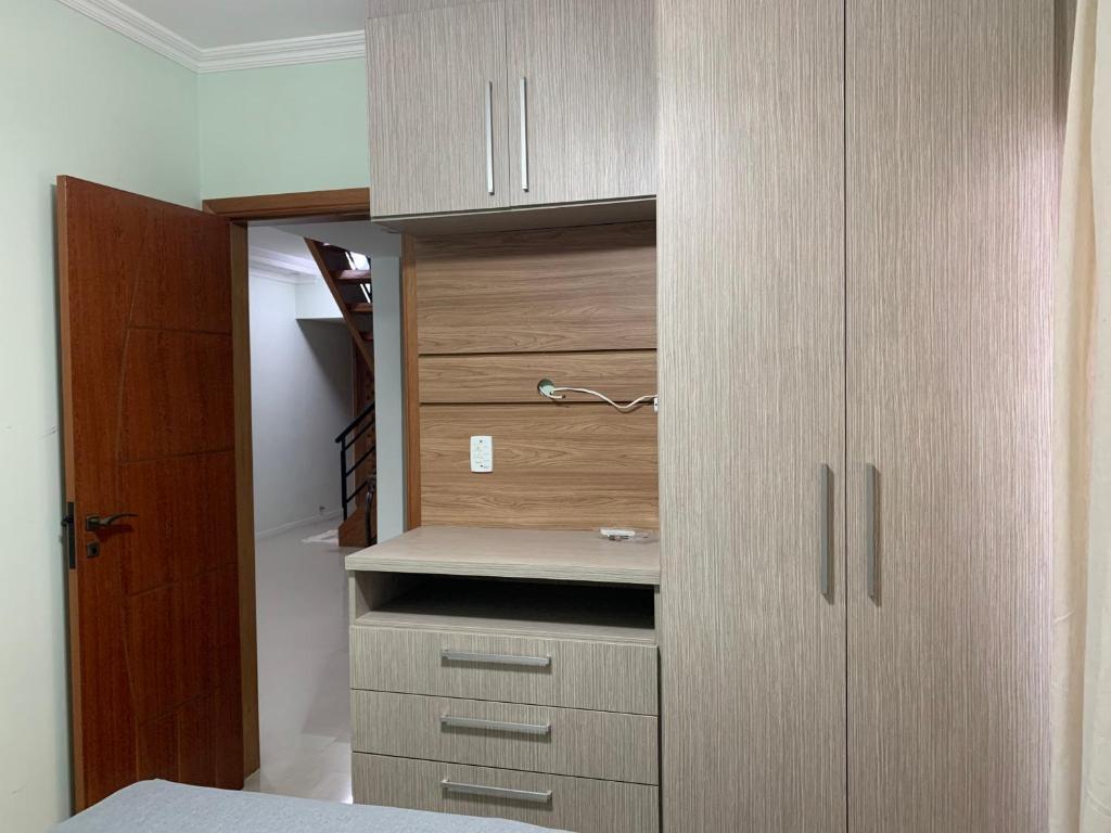 Cobertura Duplex 4 qts 50m da praia