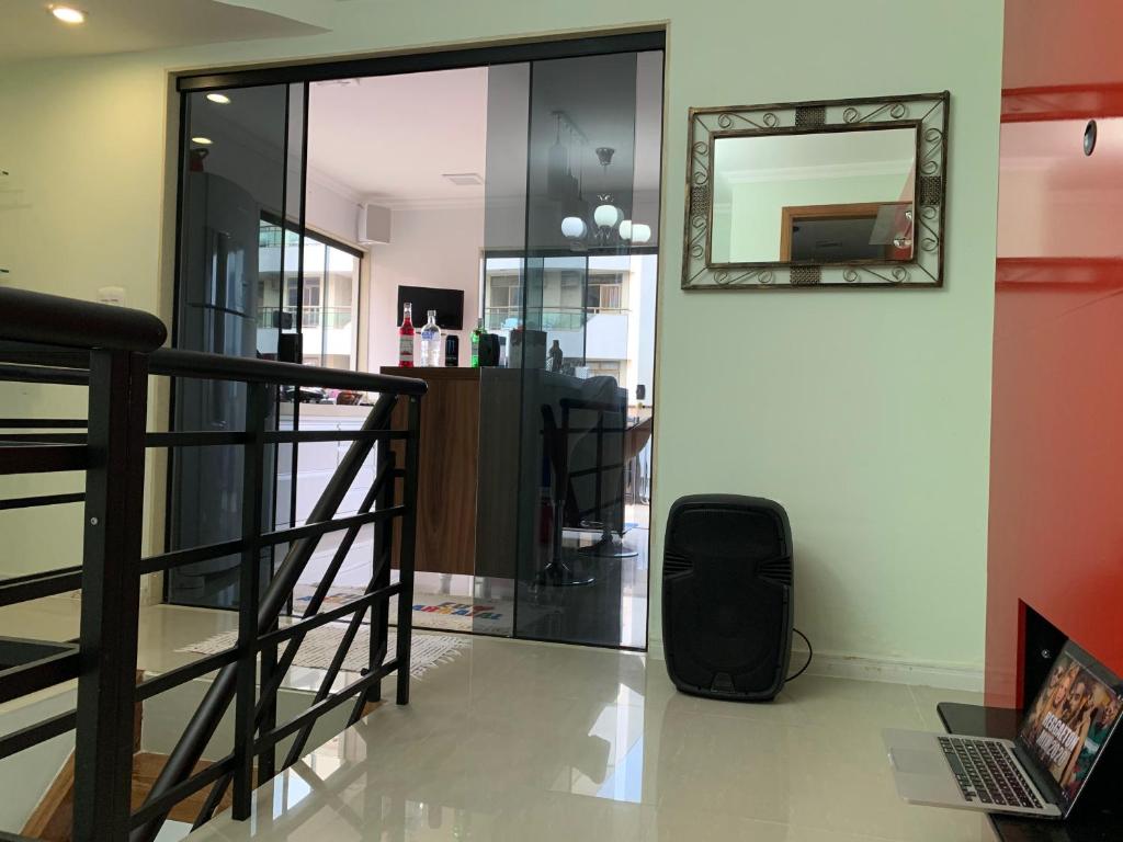  Cobertura Duplex 4 qts 50m da praia