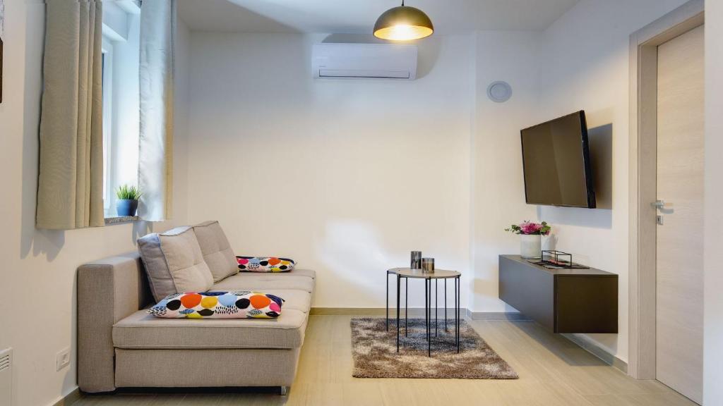 Exclusive Pula City Apartments - 1