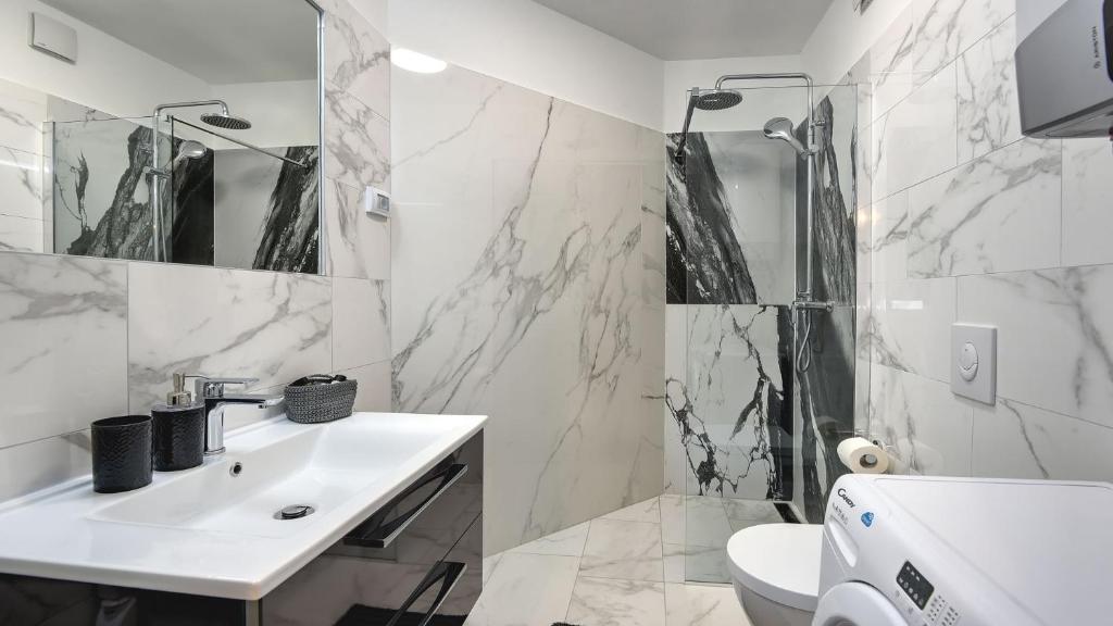 Exclusive Pula City Apartments - 12