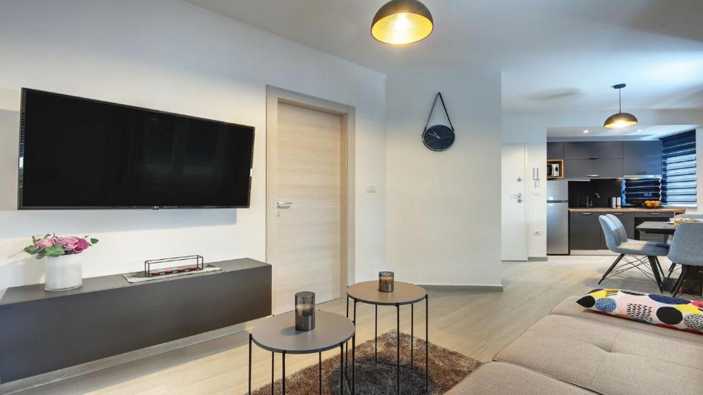 Exclusive Pula City Apartments - 3