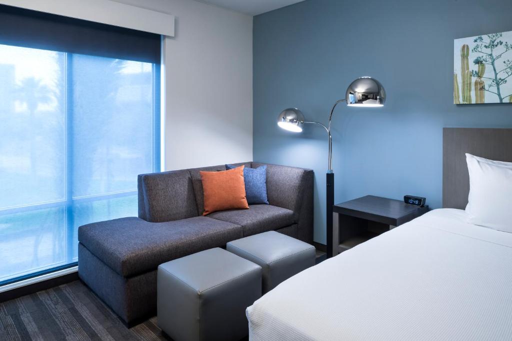 Hyatt House Tempe Phoenix University photo
