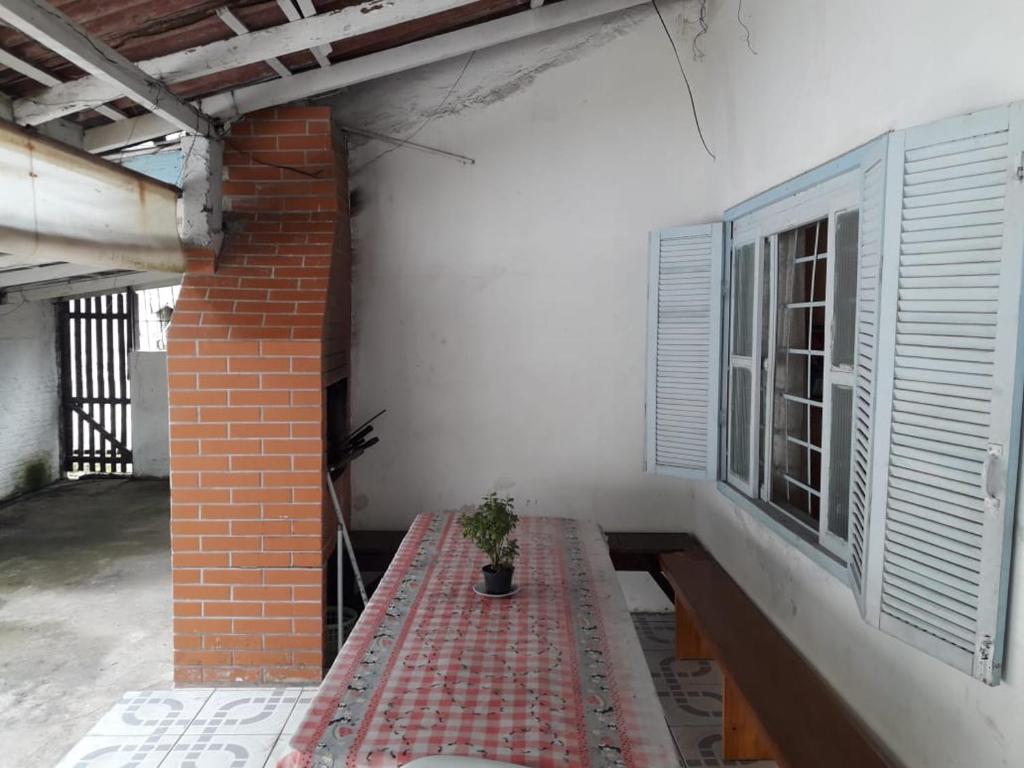  Casa de praia em Itapoá SC a 2 quadras da praia