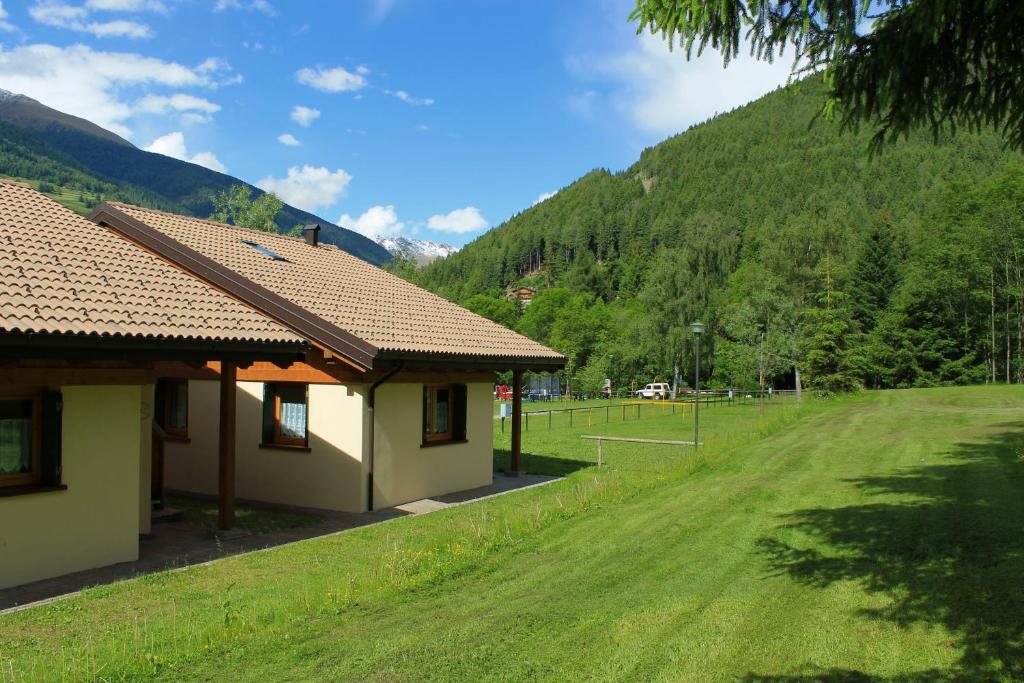 Gallery image of Chalet Presanella in Temù