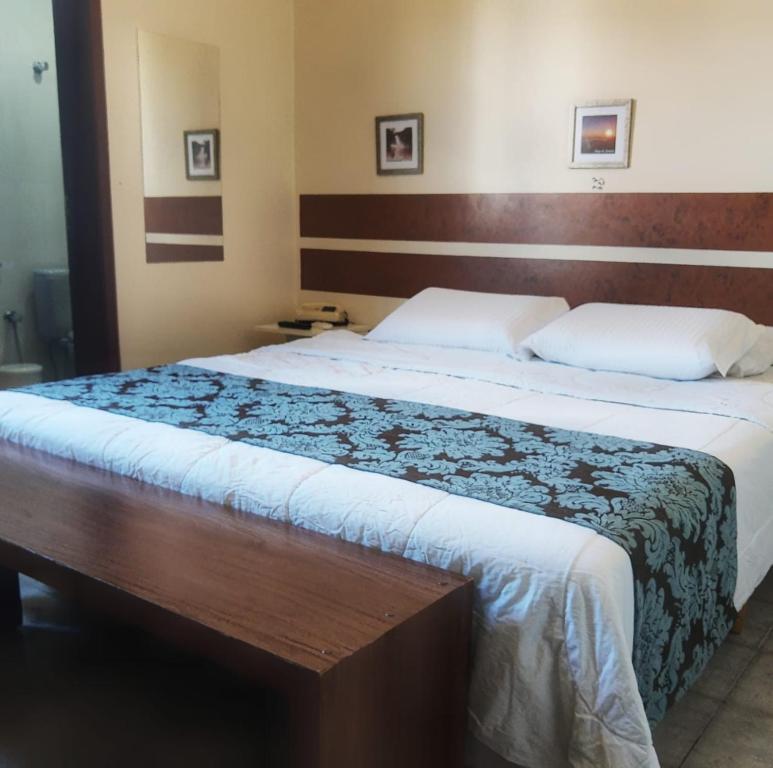  Hotel Minastur